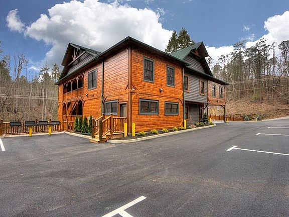 5th image of 504 Ridge Rd