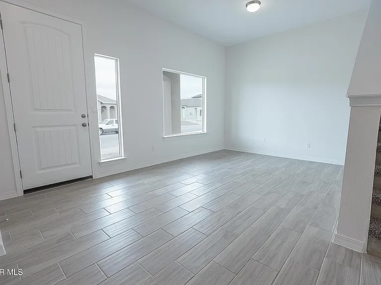 14313 Steve Joyce Pkwy — Photo 2