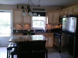 19 Merrimac Way UNIT H, Tyngsboro, MA 01879