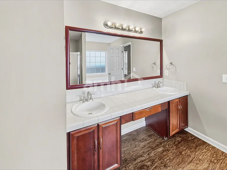 5104 Brookstone Ct — Photo 11