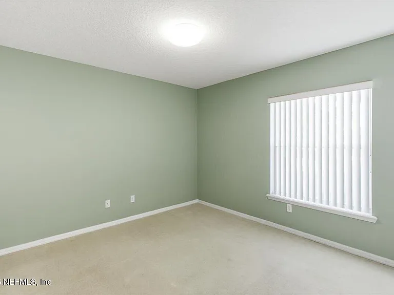 160 Crossroad Lakes Dr — Photo 15