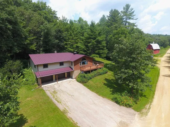 14946 Gerber Ln, Cazenovia, WI 53924