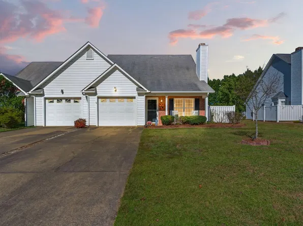 115 Brandywood Dr, Dunn, NC 28334