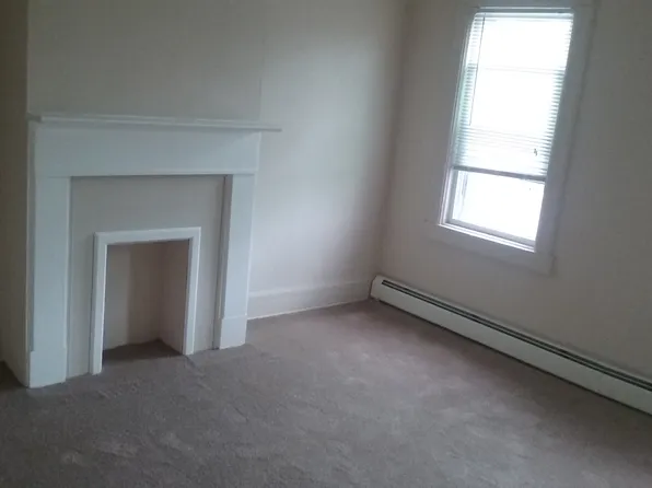 95 Catharine St, Poughkeepsie, NY 12601