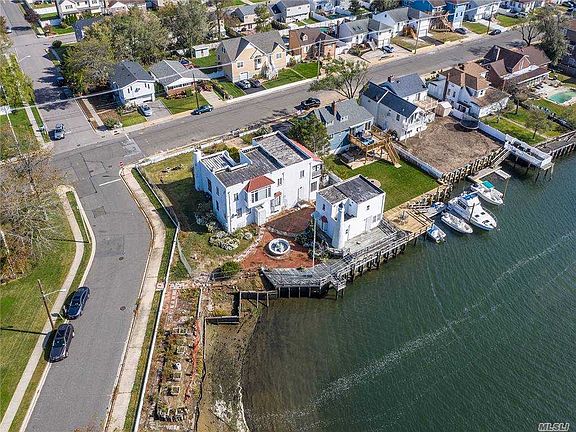 3rd image of 700 S Long Beach Ave