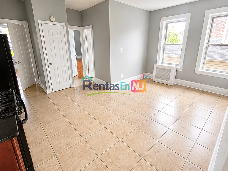 203 Shephard Ave #301A — Photo 5