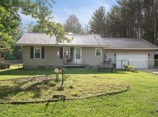 6953 S Lakola Rd, Reed City, MI 49677