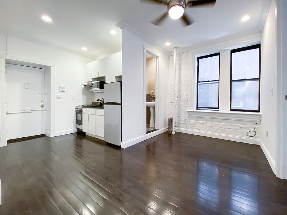 1st image of 185 Mulberry St APT 1