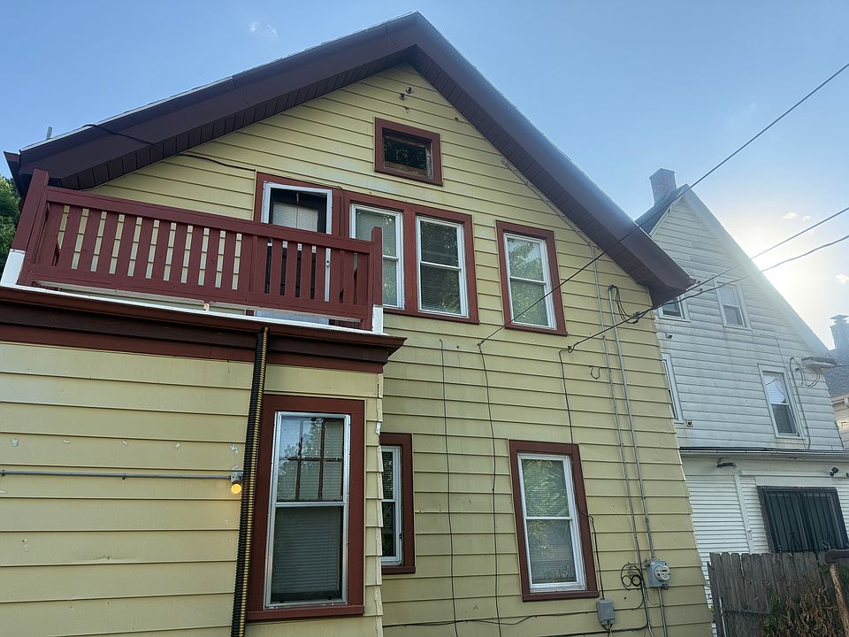 2nd image of 2634 W Medford Ave