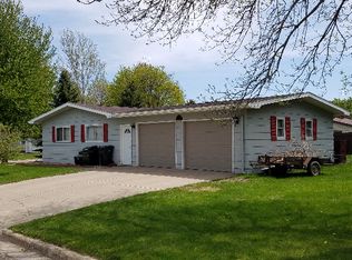 798 7th Ave NW, Pipestone, MN 56164