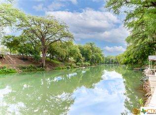 960 Ponderosa Dr, New Braunfels, TX 78132