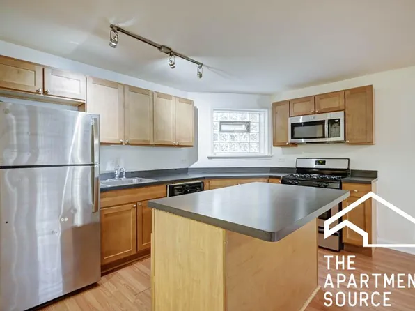 3047 W Logan Blvd, Chicago, IL