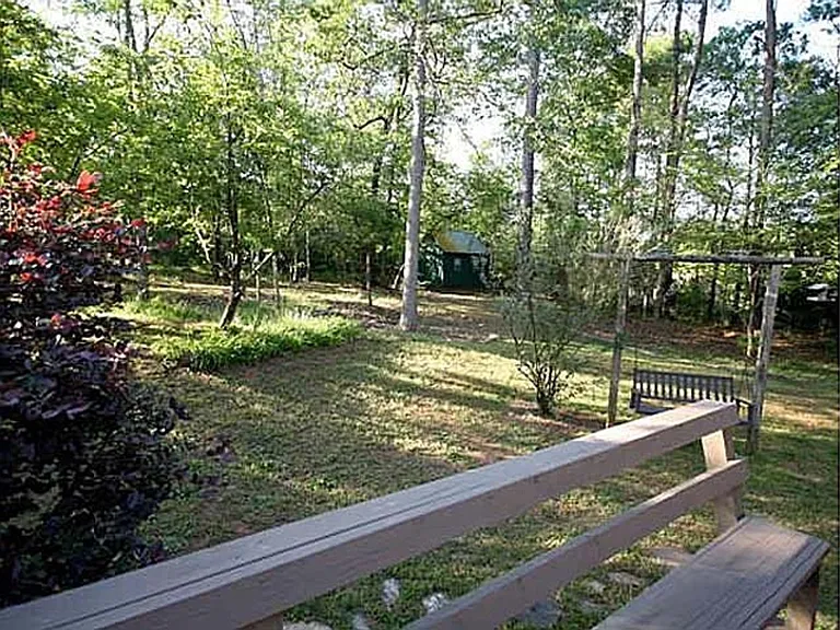 245 Rocky Dr — Photo 10