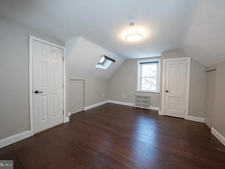625 Chelten Hills Dr — Photo 43