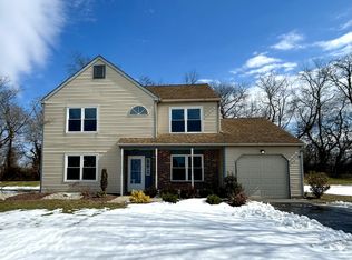17 Country Lane, Hamilton, NJ 08609
