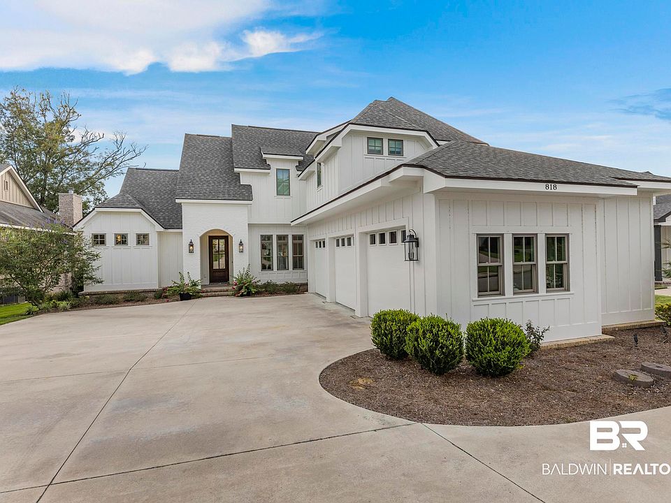 1st image of 818 Apricot Ln