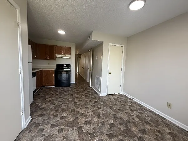 330 Audrea Ln #7 — Photo 6