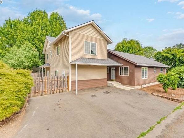 2825 Columbia Blvd
