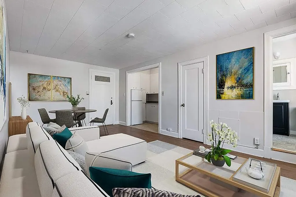 Chateau Apartments — Photo 4