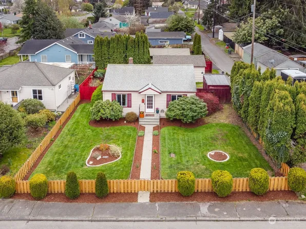 2916 17th Street, Everett, WA 98201