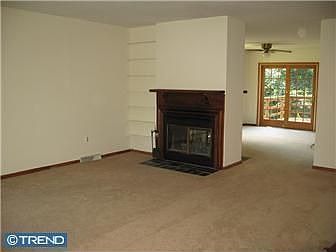 4th image of 250 Washington Ct