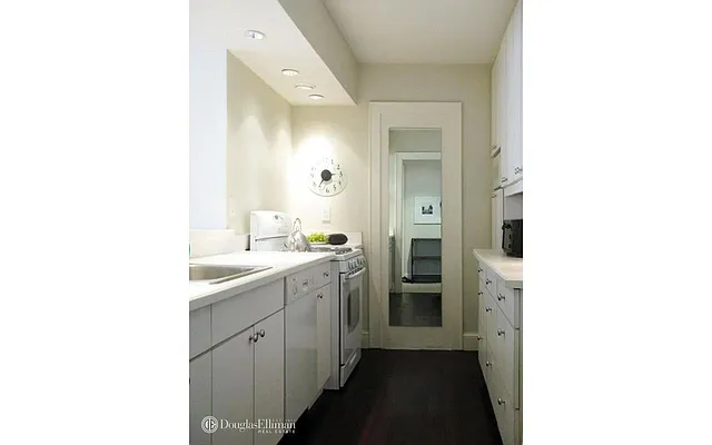 Rented by Douglas Elliman | media 5