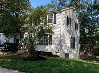 8424 Snowden Oaks Pl, Laurel, MD 20708