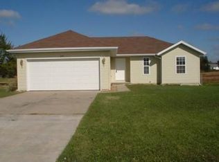 229 Wildwood St, Marshfield, MO 65706