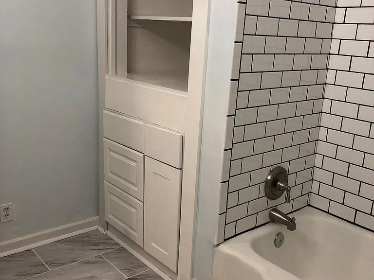 8008 Newton St — Photo 12