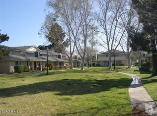 564 Spring Rd APT 80, Moorpark, CA 93021