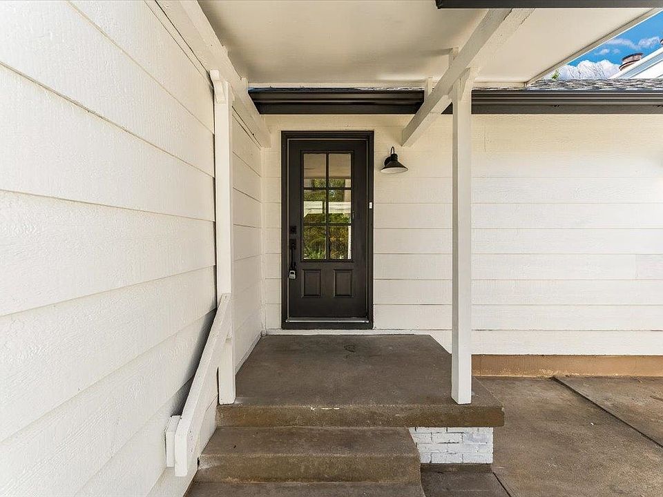 5613 E Shadybrook St, Wichita, KS 67208 | Zillow