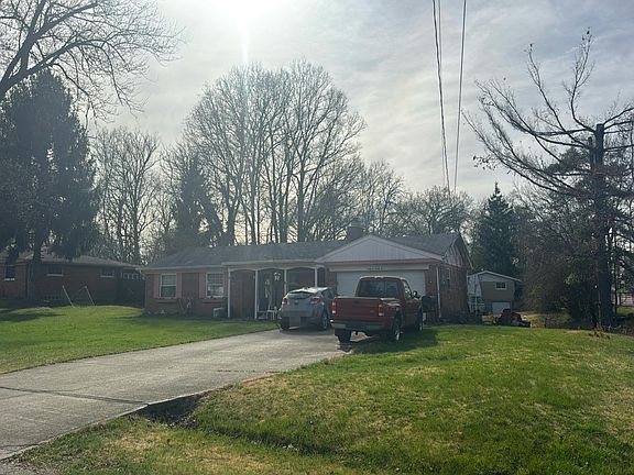 2nd image of 4635 Aston Dr