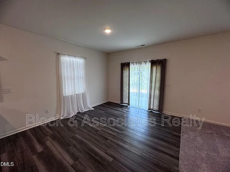 115 S Keatts Winner Ct — Photo 3