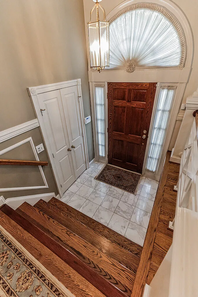 6333 Barcroft Mews Dr — Photo 2