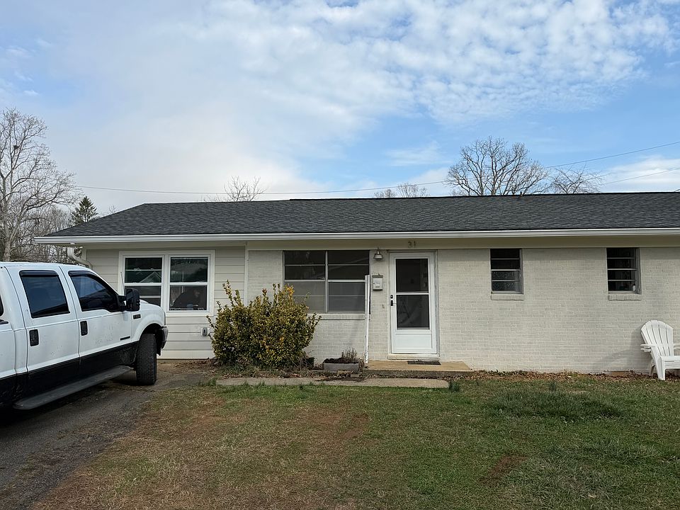 1st image of 31 Jarrett St #33
