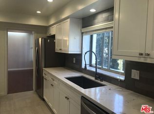 344 N Palm Dr #201A, Beverly Hills, CA 90210