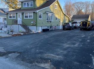 8 Vesey Rd, Randolph, MA 02368