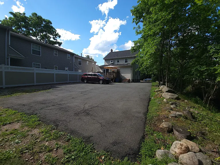 72 Prospect St #A — Photo 33