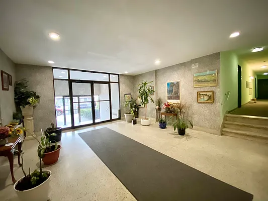 Rented by Bruma Realty LLC | media 32