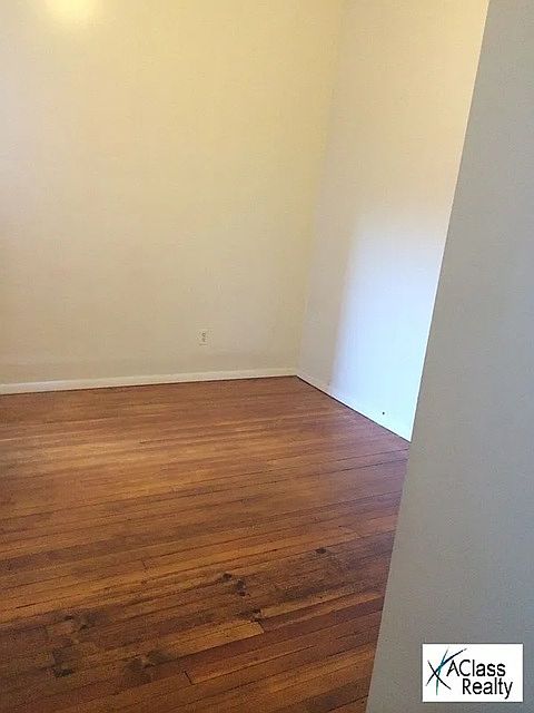 1st image of 30-59 Steinway St #2W