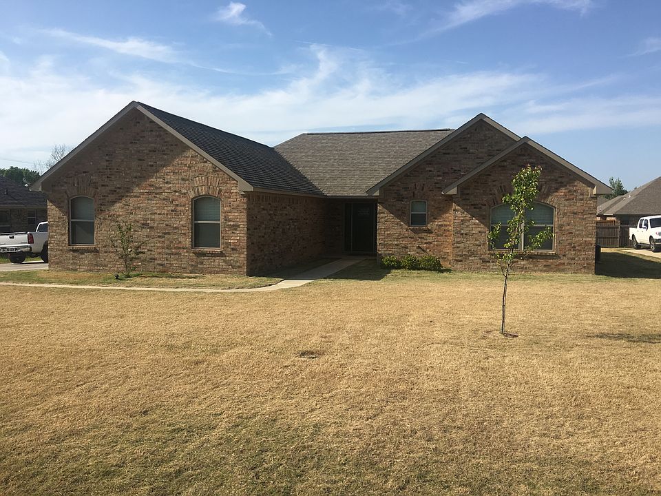 1st image of 4307 Magee Dr