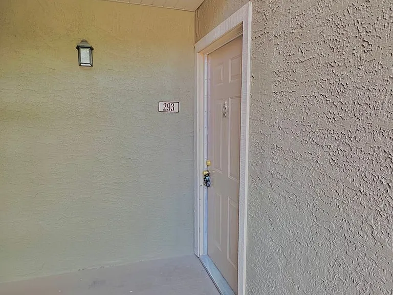 5220 Indian River Dr #293 — Photo 2