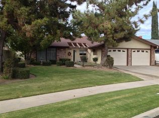 3032 E Paul Ave, Fresno, CA