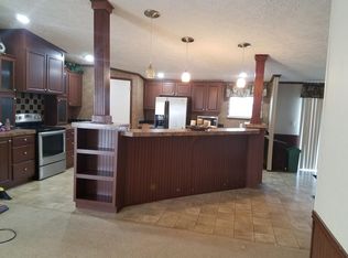 10400 Hall School Rd, Owensboro, KY 42301