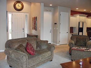 3rd image of 2203 W Sonoma Ln