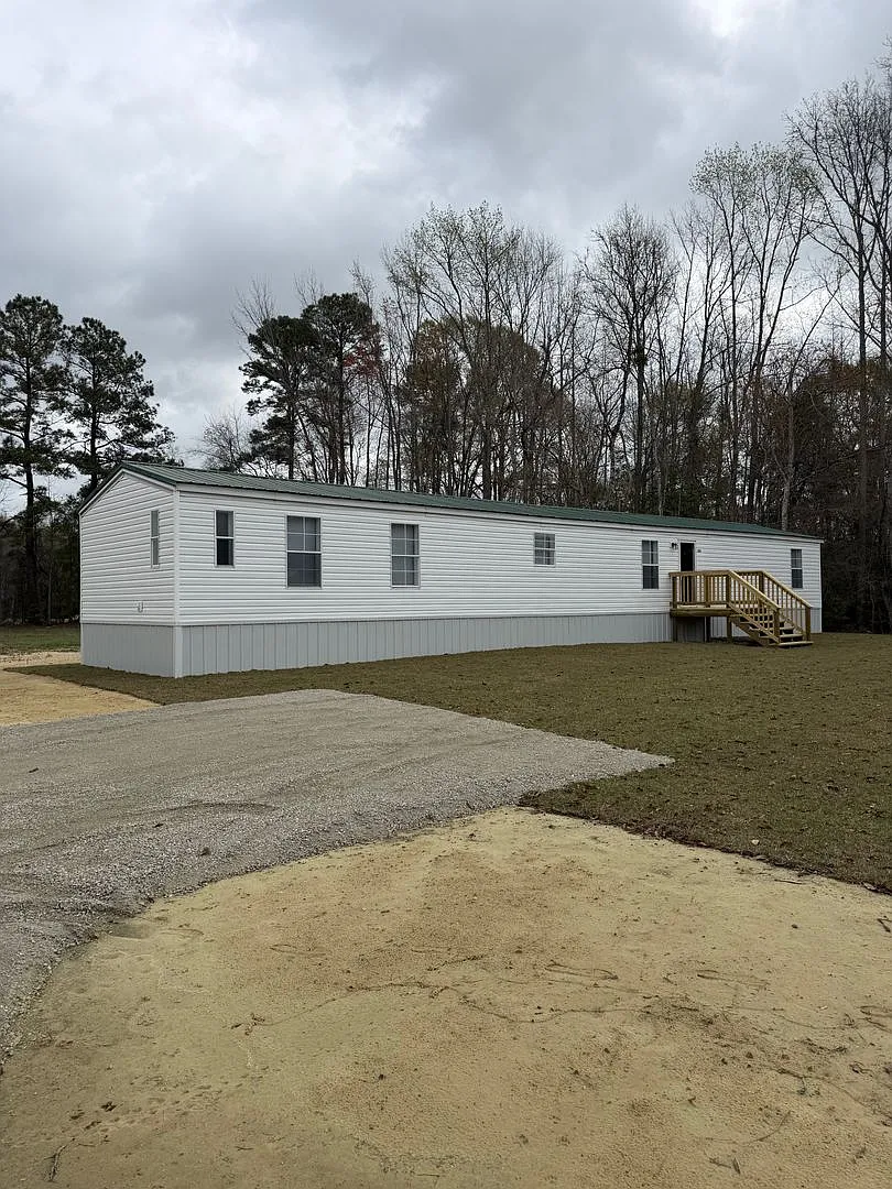 Building Photo - 601 Amhurst Rd