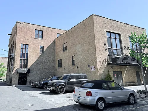 1128 W Ardmore Ave #3 Photo 1