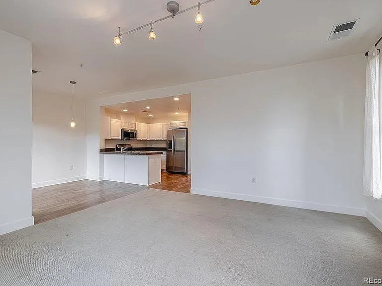 1631 N Emerson St — Photo 3