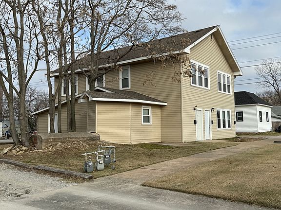 2nd image of 316 W 9th St
