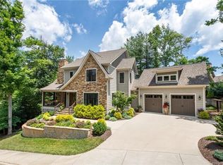 4 Magnolia View Trl, Asheville, NC 28804